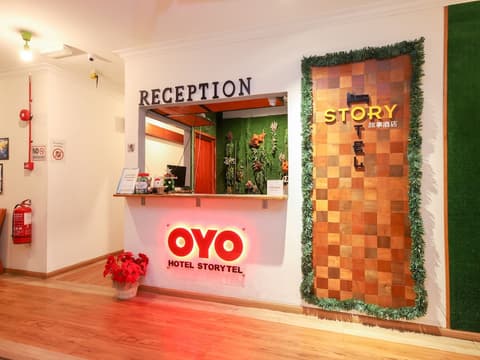 Hotel O Storytel, Reception