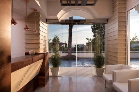 Quinta Real Granada, Reception