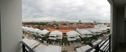 Retreat Resort Pattaya, Porch