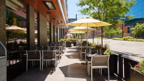 Limelight Hotel Denver, Restaurant