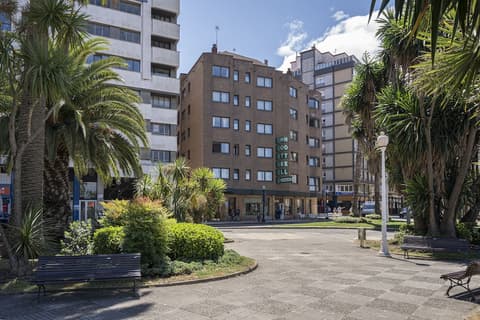 Hotel Alda El Pasaje, Exterior