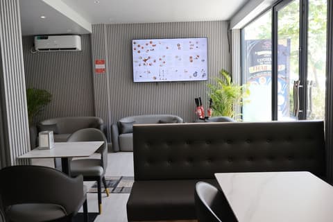 Starry Beach Inn, Lobby