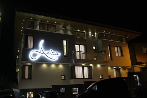 Hotel Aziza, Front of property