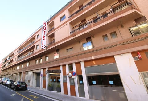 Hotel Esplugues, Front of property