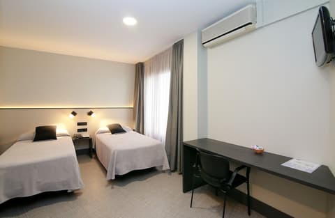 Hotel Esplugues, Room