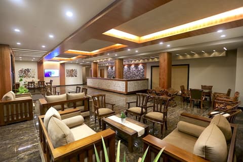 Kaani Grand Seaview, Lobby sitting area