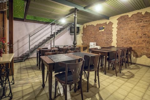 Hotel Parada, Dining