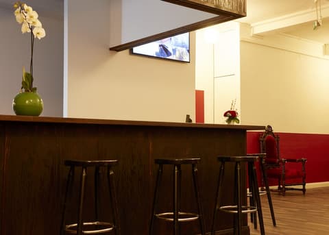 Ballhaus Berlin Hostel, Reception