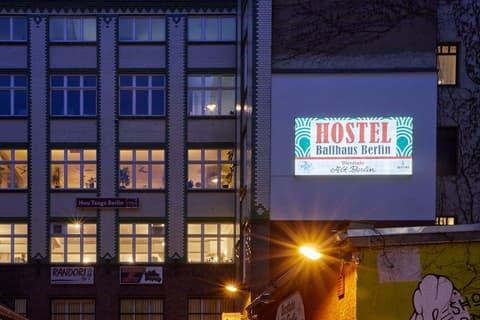Ballhaus Berlin Hostel, Exterior