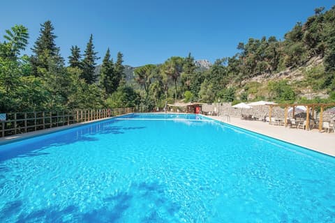 Santuari de Lluc, Pool