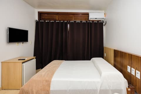 Casa Blanca Park, Room