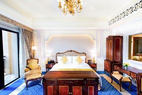 Legend Palace Hotel, Room