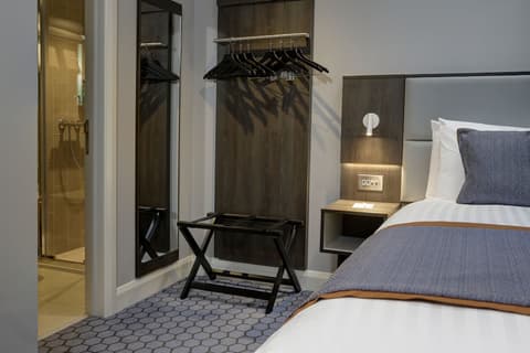 Best Western Plus Vauxhall Hotel, Room