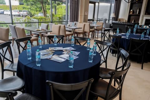 Hampton Inn Celaya Mexico, Restaurant