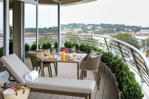 Alàbriga Hotel & Home Suites, View from room