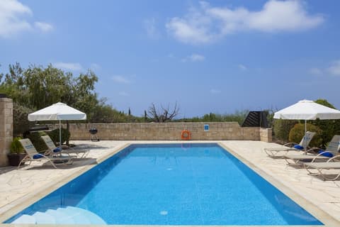 Aphrodite Hills Rentals – Superior Villas, Room