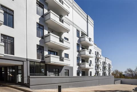 Mint Hotel Rosebank, Front of property