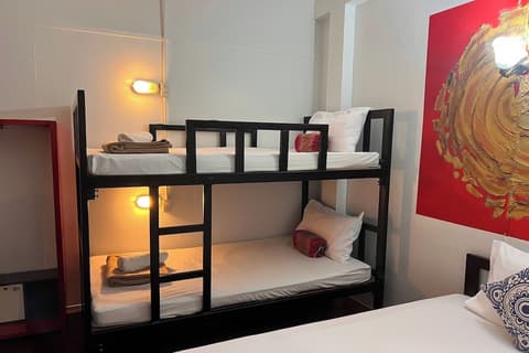 Phuket Old Town Hostel, Room