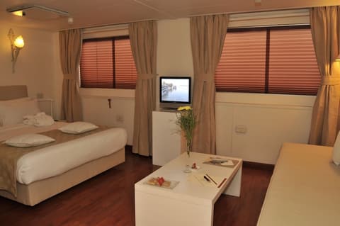 MS Alexander The Great Nile Cruise, Room