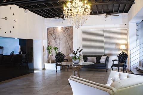 Container Inn Hotel Aeropuerto, Reception