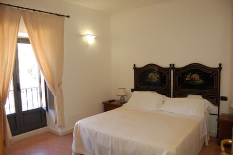 Nuovo Castello Crisilio, Room