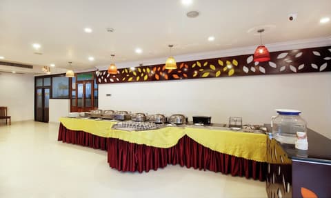 Treebo Premium Palmyra Milford, 2 Km From Alleppey Beach, Dining