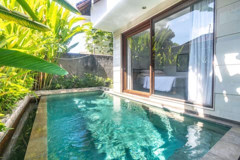 Sanur Art Villas, Private pool