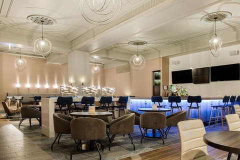 Cambria Hotel Chicago Loop - Theatre District, Dining