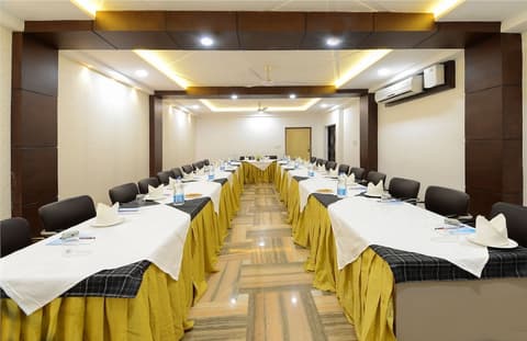 Hotel Ashish Palace, Property amenity