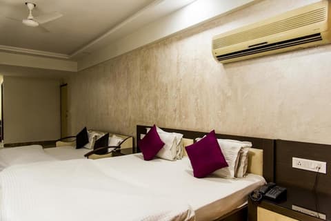 Hotel Ashish Palace, Room