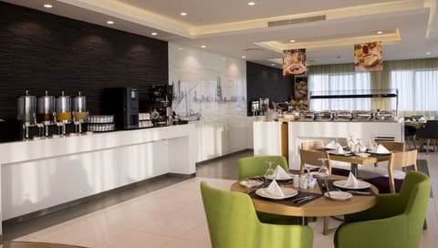 ibis Styles Manama Diplomatic Area, Restaurant