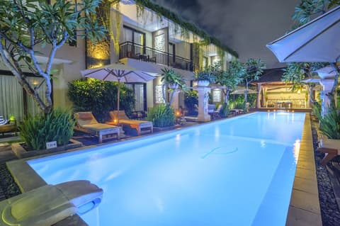 d'Penjor Seminyak Hotel, Outdoor pool