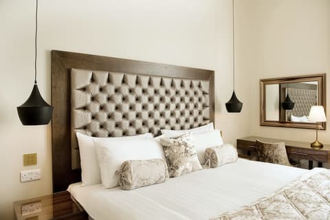 The Lansbury Heritage Hotel By Sunday - Canary Wharf London, Room