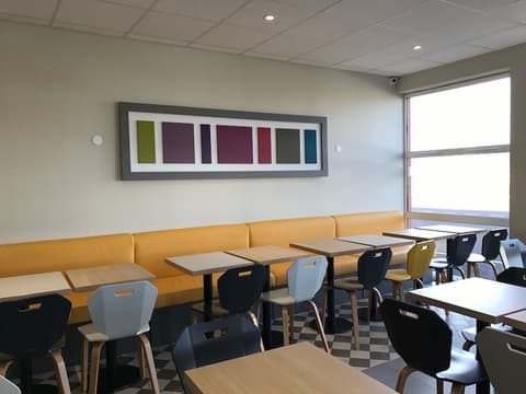 B&B HOTEL VALENCE TGV-Romans, Breakfast area