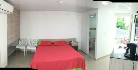 Posada Vasquez Oviedo, Room