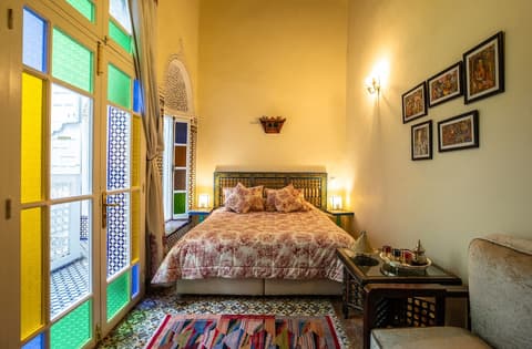 Dar Kika Salam By DKS, Room