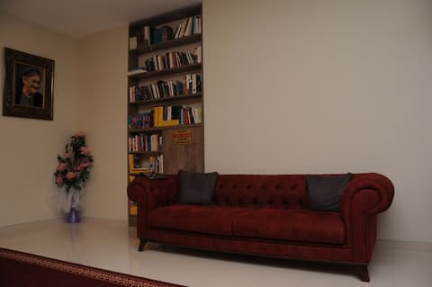 Tehran Boutique Hotel, Lobby