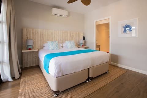Le Nautique - Luxury Waterfront Hotel, Room