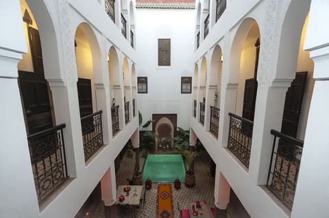 Riad Khabia, Room