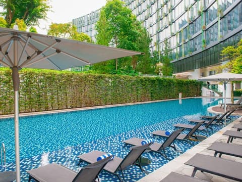 Mercure Singapore On Stevens, Outdoor pool