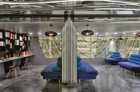 Regenta Central Antarim Ahmedabad, Lobby