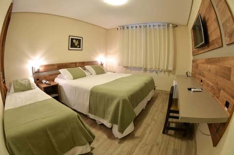 Hotel Renascença, Room