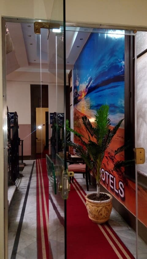 Paradise Boutique Hotel, Interior entrance