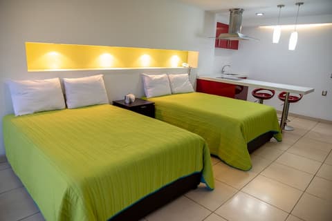 Ramada by Wyndham Acapulco Hotel & Suites, Room