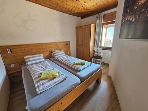 Karawanken Lodge, Room