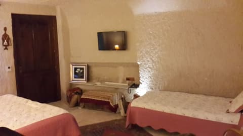 Hermes Cave Hotel, Room
