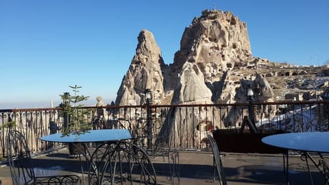 Hermes Cave Hotel, Terrace/patio