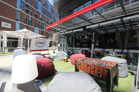 Radisson RED V&A Waterfront, Cape Town, Terrace/patio