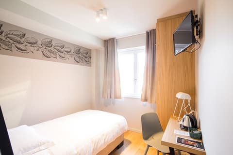 Hôtel Aigle d'Or, Room