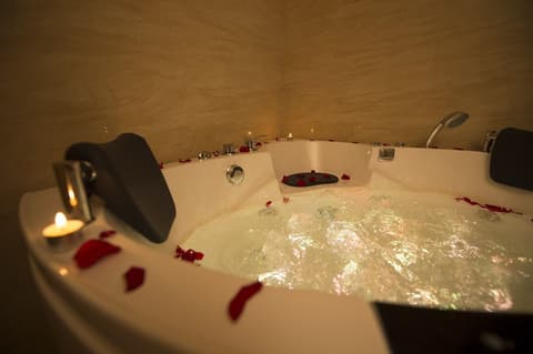 Rest Night Serviced Apartments  Wadi Al Dawasir, Bathroom